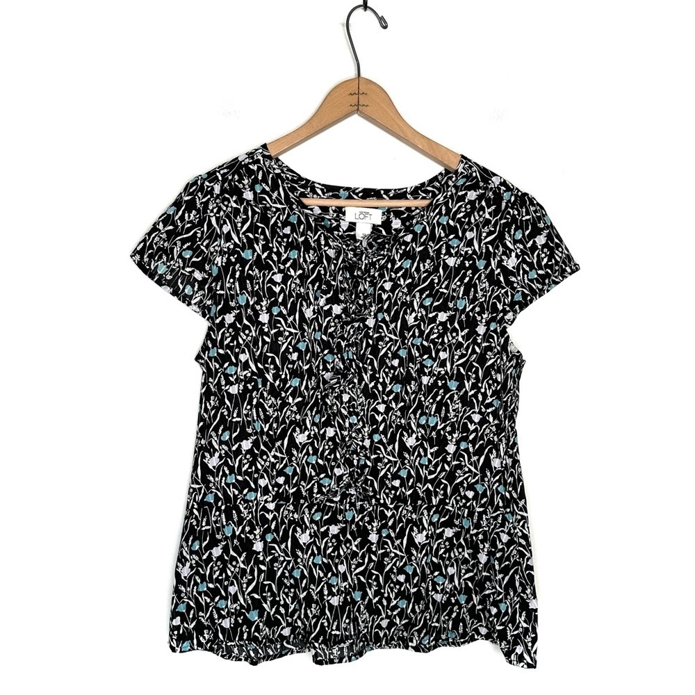 Loft | Black White and Blue Floral Cap Sleeve Peplum Top Size 12